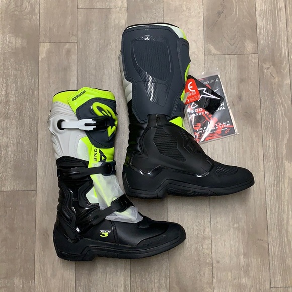 Alpinestars Other - Mens NWT Alpinestars Tech 3 Motorcyclists Protection Racing Boots